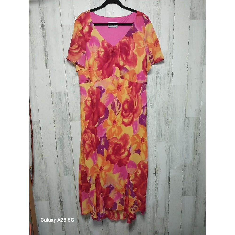 Vintage SL Fashions 20W Bright Floral Midi Dress